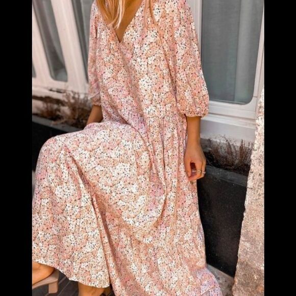 Puff sleeves floral dress H&M. New - Picture 3 of 13